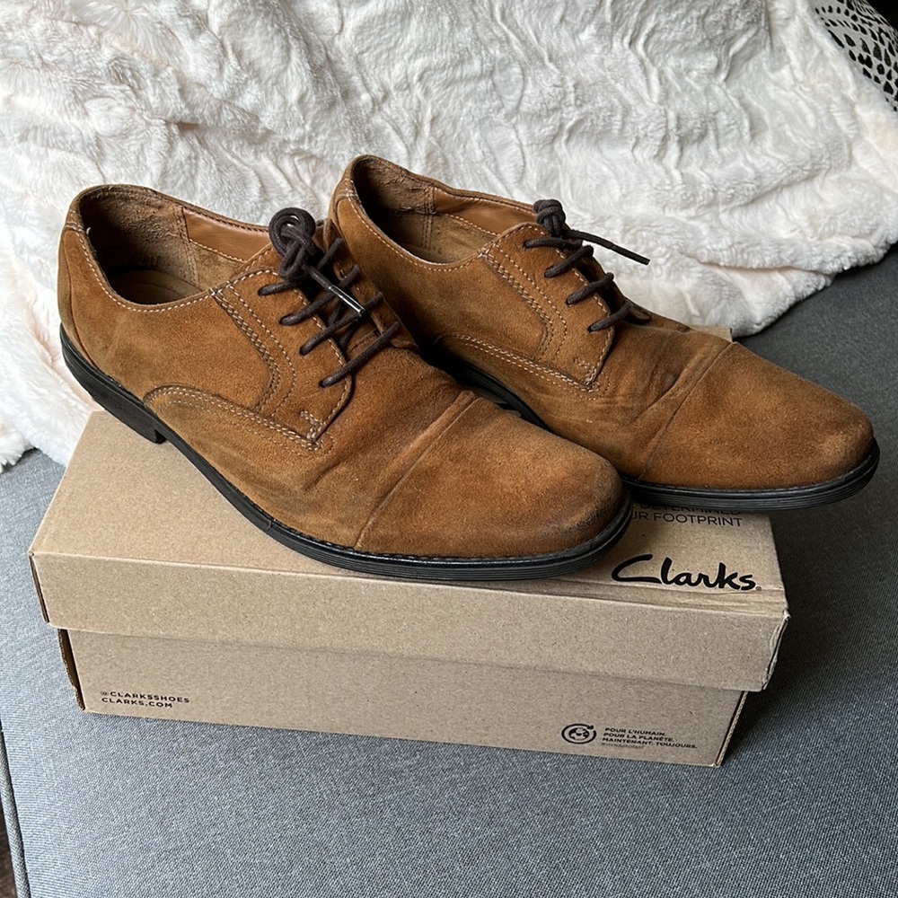 Clarks Men’s Suede Oxford Dress Shoes
